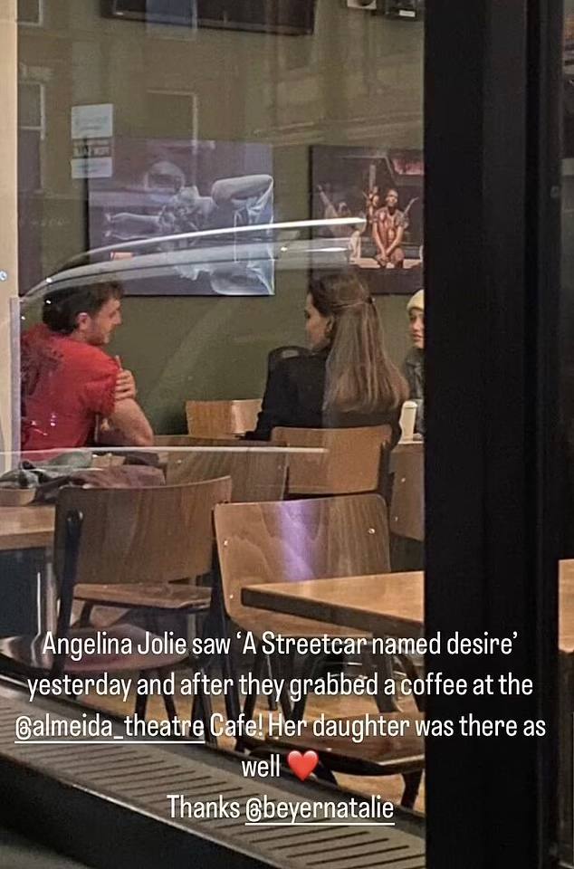Милая беседа в кафе