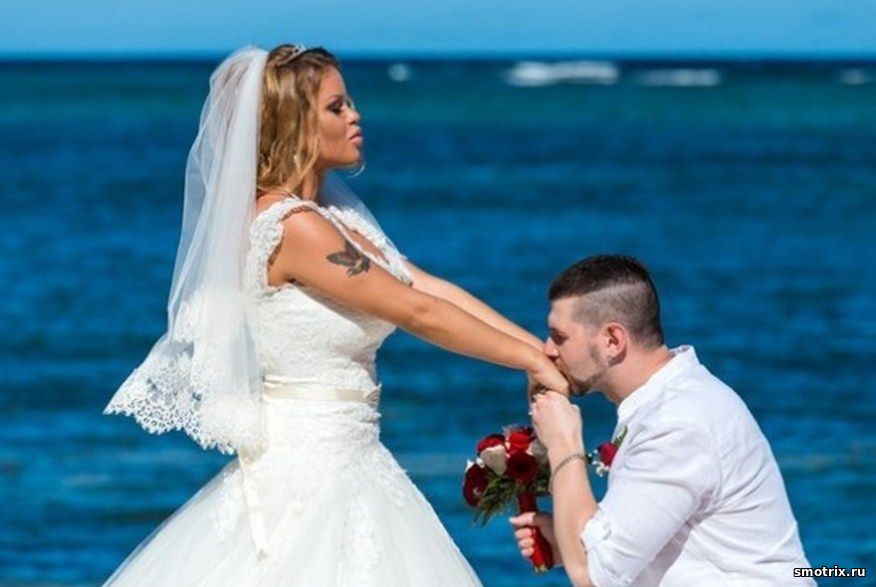 Олеся Малибу, популярная личность в социальных сетях, наконец-то вышла замуж