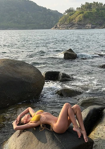 Валя КарнаВал